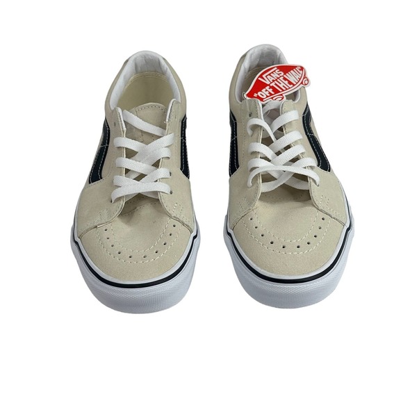 Vans Shoes - Vans Unisex Old Skool Sneakers in Off White/Black Size 6.5M/8W